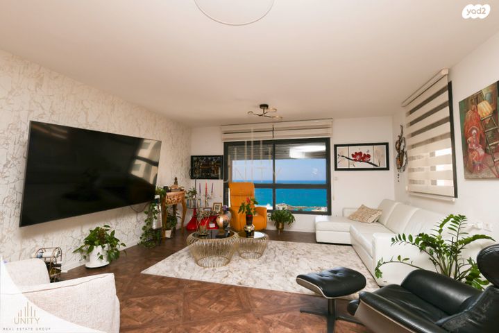 דירה, פייר קניג, נוף הטיילת, נתניה