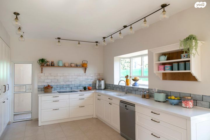 בית פרטי/ קוטג', מרכז הישוב, גני תקווה