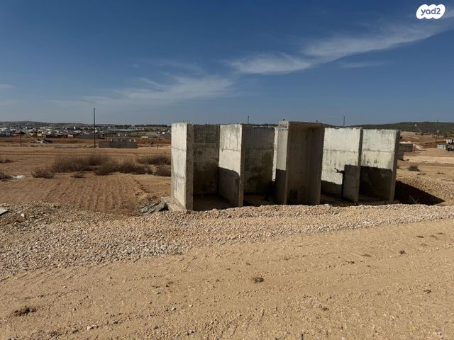 מגרשים, שדרות כרמית, כרמית, מיתר / כרמית
