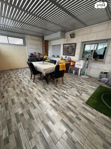 דירת גן, יורם ורון, אפרידר, אשקלון