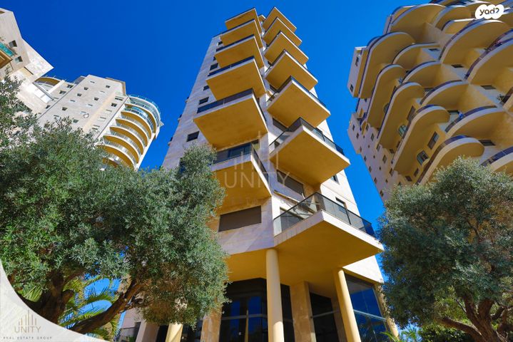 דירה, פייר קניג, נוף הטיילת, נתניה