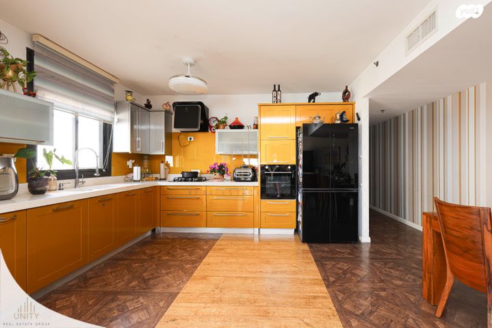 דירה, פייר קניג, נוף הטיילת, נתניה