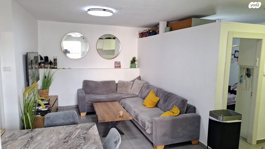 דירת גן, אורוגואי, קרית היובל, ירושלים