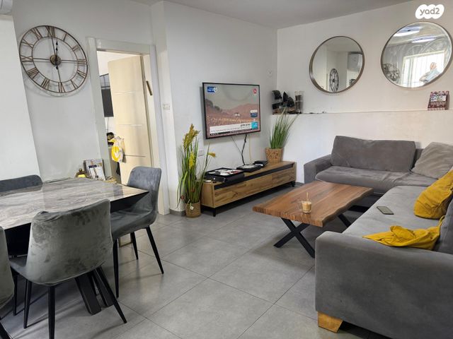 דירת גן, אורוגואי, קרית היובל, ירושלים