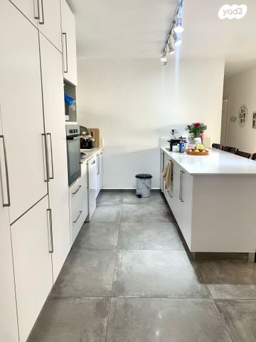 דירה, החרצית, נווה יוסף, עפולה