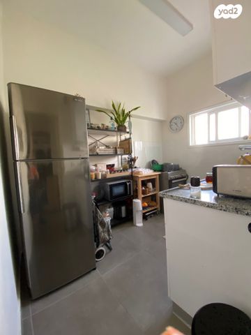 דירה, דליה, הל"ה, גבעתיים