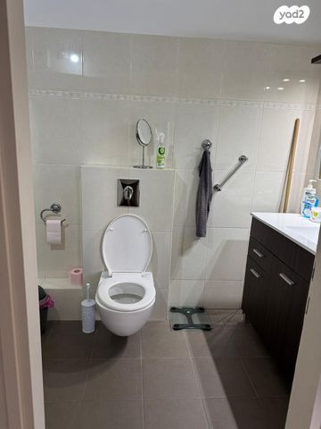 גג/ פנטהאוז, הס, מרכז, הרצליה