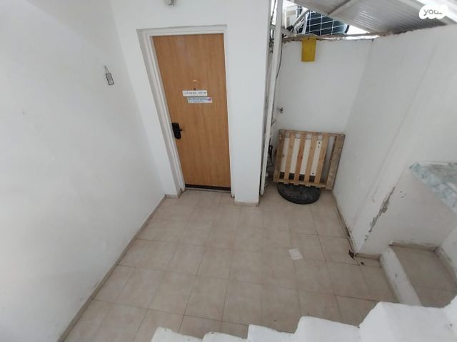 יחידת דיור, המעפילים, שיכוני המזרח, ראשון לציון