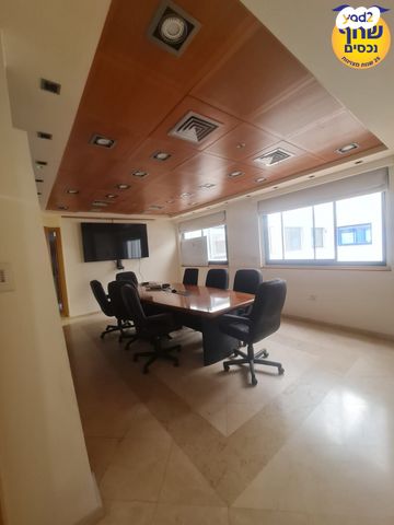 משרדים, גרניט, פארקטק פתח תקווה / אזור תעשייה קרית אריה, פתח תקווה