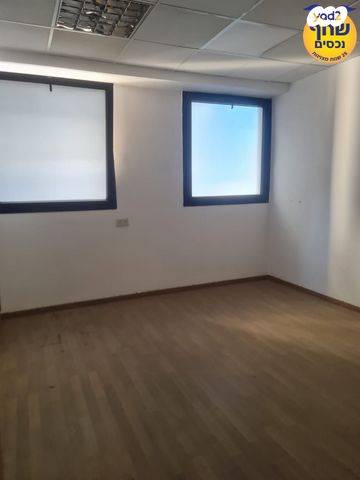 משרדים, גרניט, פארקטק פתח תקווה / אזור תעשייה קרית אריה, פתח תקווה