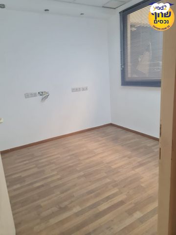 משרדים, גרניט, פארקטק פתח תקווה / אזור תעשייה קרית אריה, פתח תקווה