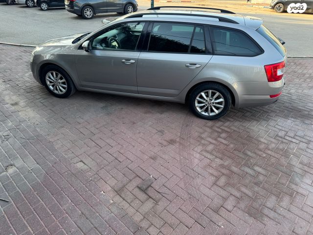 סקודה אוקטביה 