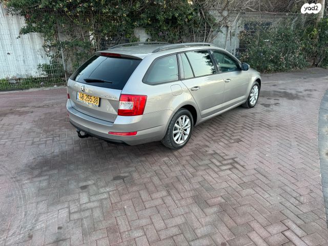 סקודה אוקטביה 