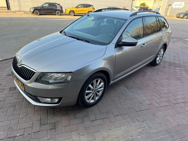 סקודה אוקטביה 