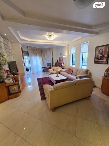 בית פרטי/ קוטג', ארלוזורוב, מרכז העיר, קרית אתא