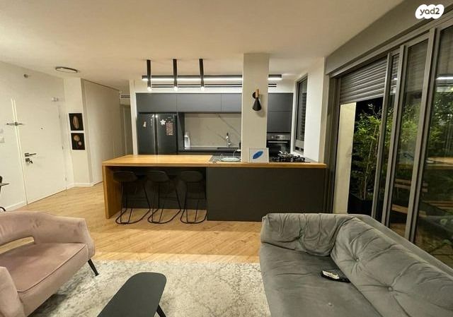 דירה, דוד קלעי, בורוכוב, גבעתיים