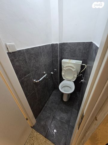 דירה, אביגיל, חרוזים, רמת גן