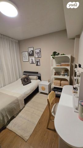 דירה, אמנון ותמר 12, מרום נווה, רמת יצחק, רמת גן