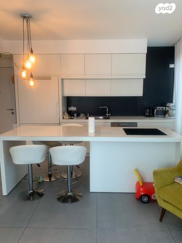 דירה, הירקון 96, הצפון הישן - דרום, תל אביב יפו