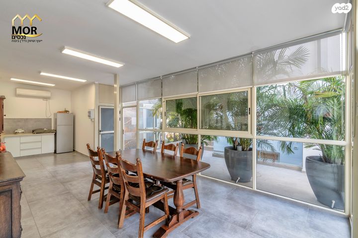 בית פרטי/ קוטג', נווה אילן - אזרחי, יבנה