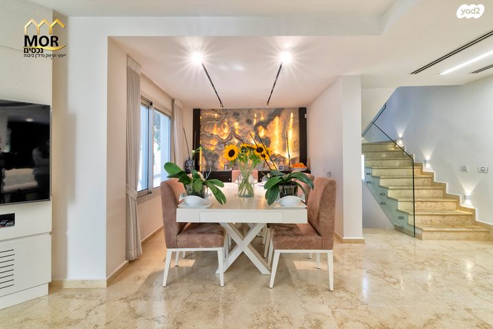 בית פרטי/ קוטג', נווה אילן - אזרחי, יבנה