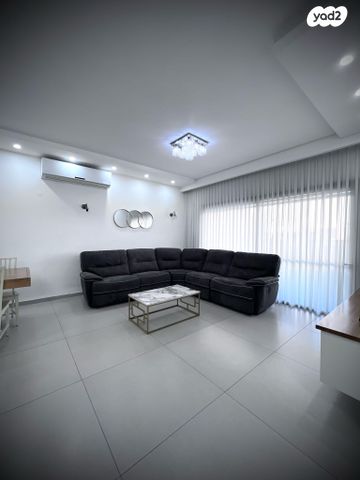 דו משפחתי, עפולה