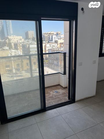 גג/ פנטהאוז, ישראל בן ציון, דרום מערב ותיק, בת ים