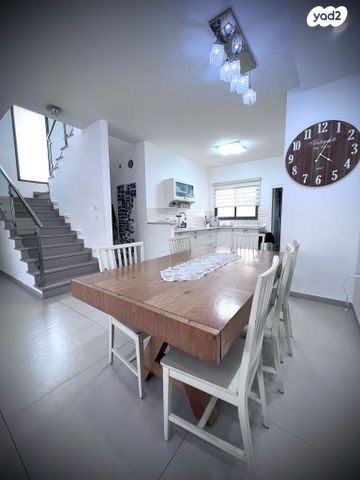 דו משפחתי, עפולה