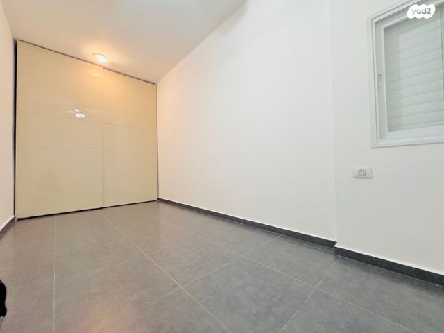 דירת גן, גולומב 51, מרכז, קרית עבודה, חולון