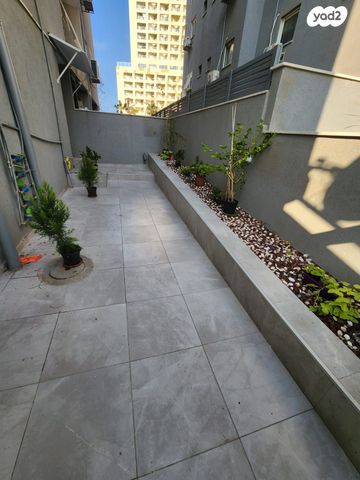 דירה, מקס נורדאו 3, דרום מערב ותיק, בת ים