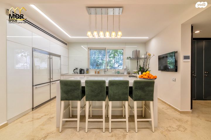 בית פרטי/ קוטג', נווה אילן - אזרחי, יבנה