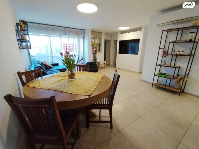 דירה, קרית ויצמן, רעננה