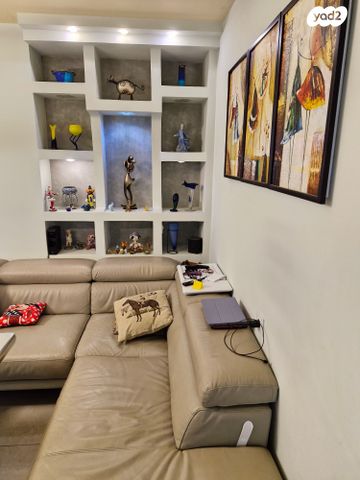 דירה, ארלוזורוב, נווה עובד, יהוד מונוסון