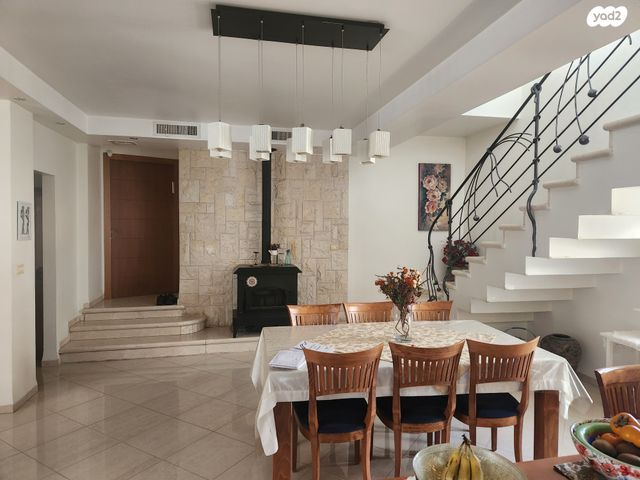 בית פרטי/ קוטג', ארלוזורוב, מרכז העיר, קרית אתא