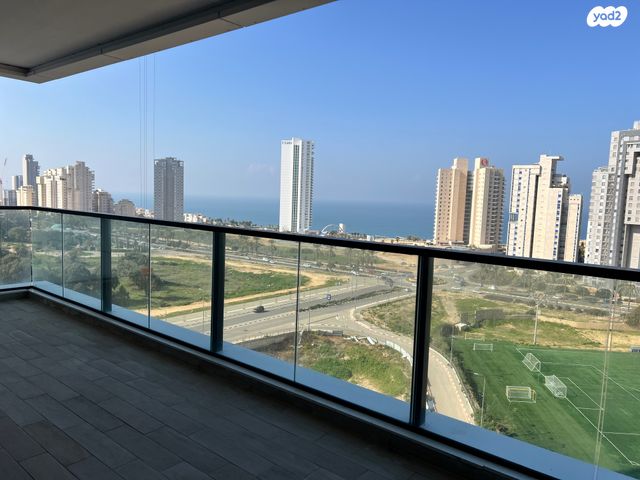 דירה, נוף הטיילת, נתניה