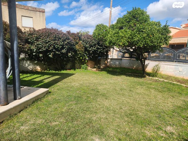 בית פרטי/ קוטג', ארלוזורוב, מרכז העיר, קרית אתא