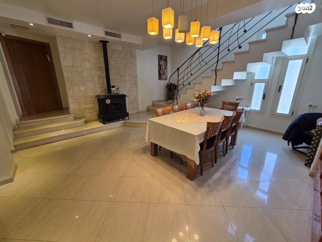 בית פרטי/ קוטג', ארלוזורוב, מרכז העיר, קרית אתא