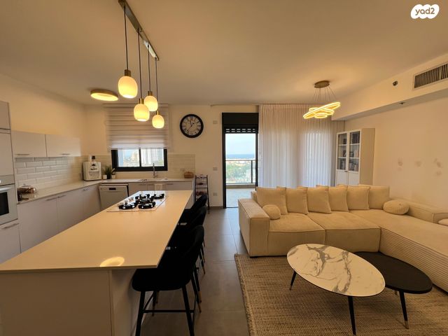 דירה, אייזיק רמבה 9, נוף הטיילת, נתניה