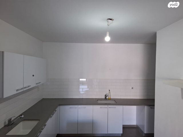 דירה, שקד 12, החורש, חריש