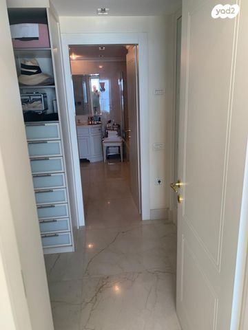 דירה, רציף הרברט סמואל, תל אביב יפו