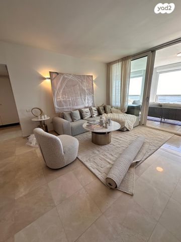 דירה, רציף הרברט סמואל, הצפון הישן - דרום, תל אביב יפו