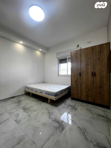 דירה, העיר התחתית, ואדי סאליב, חיפה