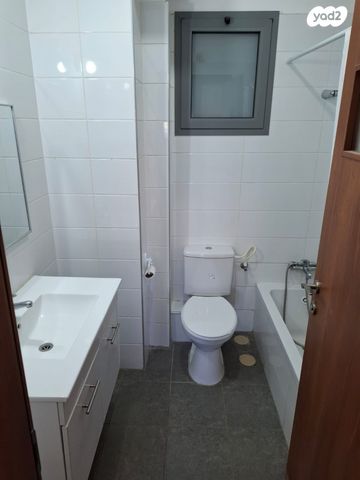 דירה, שקד 12, החורש, חריש