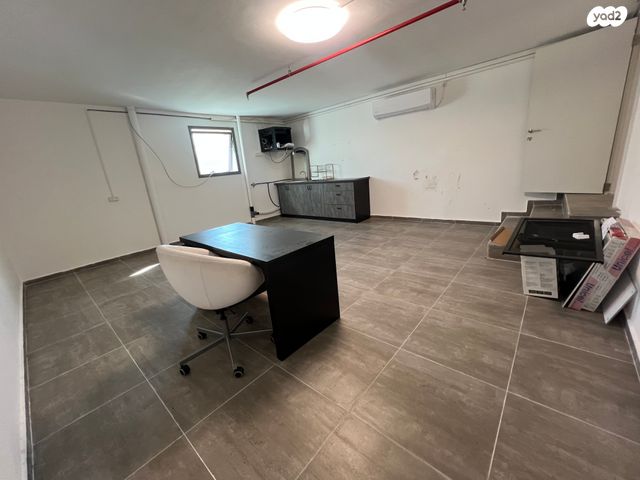 משרדים, שדרות גושן 90, מוצקין הותיקה, קרית מוצקין