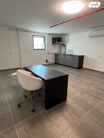 משרדים, שדרות גושן 90, מוצקין הותיקה, קרית מוצקין