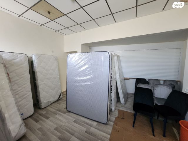 חנויות/ שטח מסחרי, הרצל, עמידר, טירת כרמל