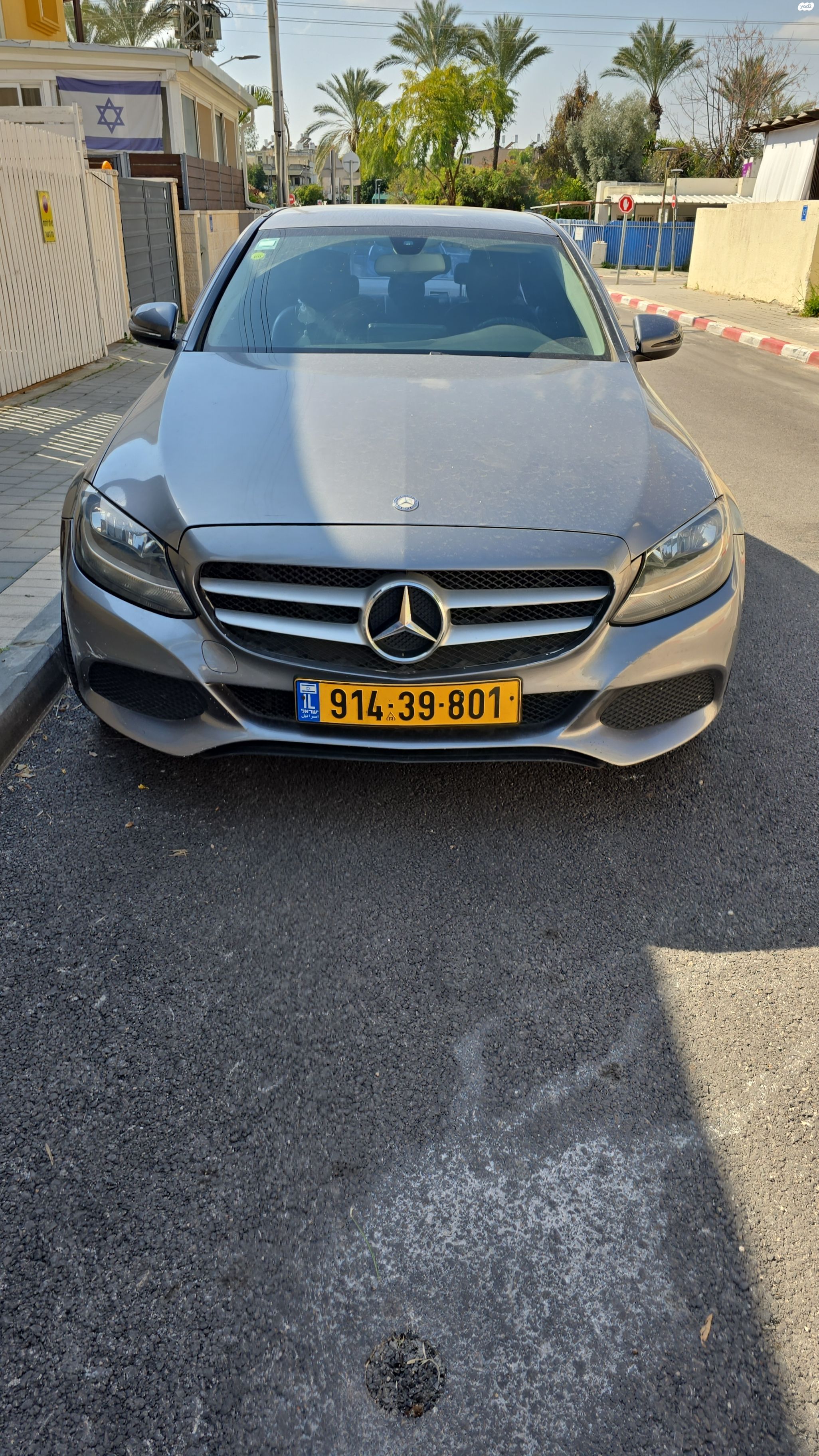 מודעת רכב מרצדס-בנץ C-class
