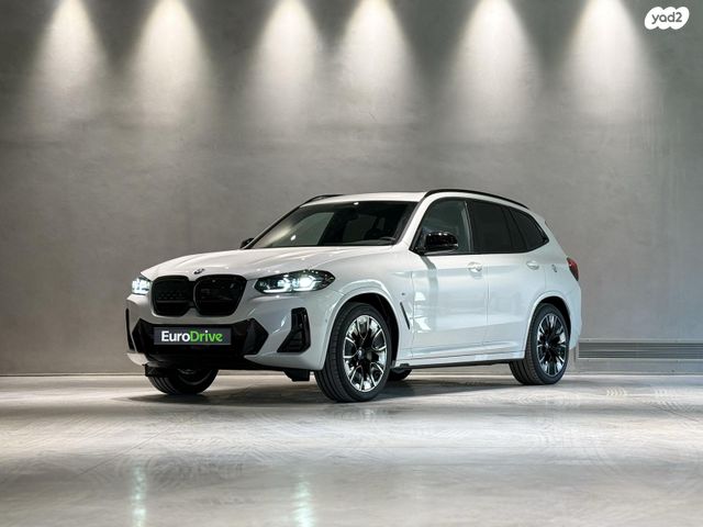 מודעת רכב ב מ וו iX3