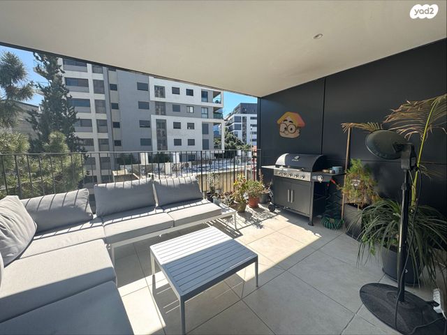 דירה, יהודית 1, רמת גן