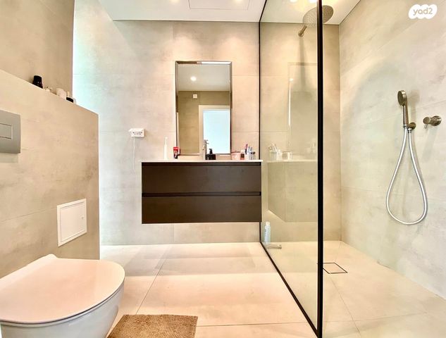 דירה, שדרות רחבעם זאבי 13, גבעת אולגה, חדרה